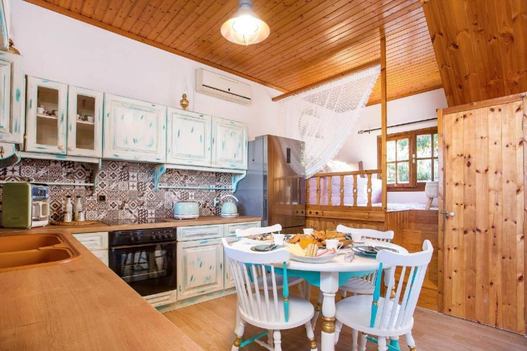 Old Nest House Βίλα Σάλακος Εξωτερικό φωτογραφία